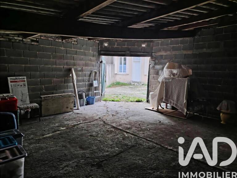 Vente Garage 43 m&sup2; — photo 1