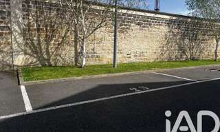 Garage  10 m² à vendre à Persan (95340)