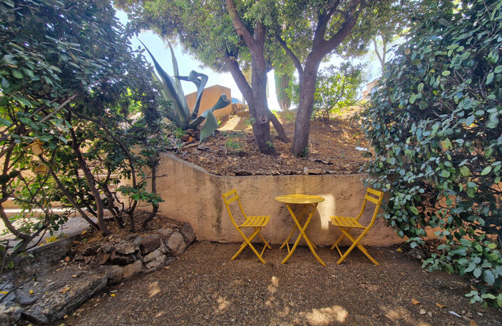 Appartement 2 pièces de 32m2 en rez de jardin et en front de — photo 5
