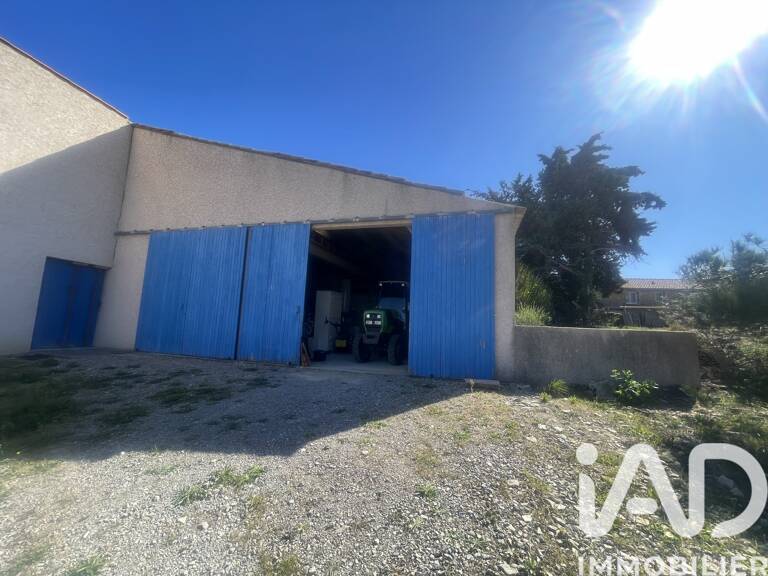 Vente Garage 89 m&sup2; — photo 1