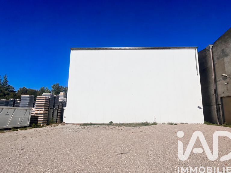 Vente Garage 352 m&sup2; — photo 1