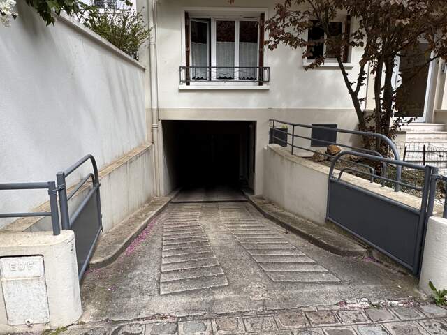 Vente Parking 12 m&sup2; — photo du bien