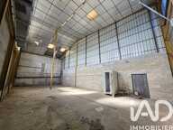 Vente Garage 211 m&sup2; — photo 2