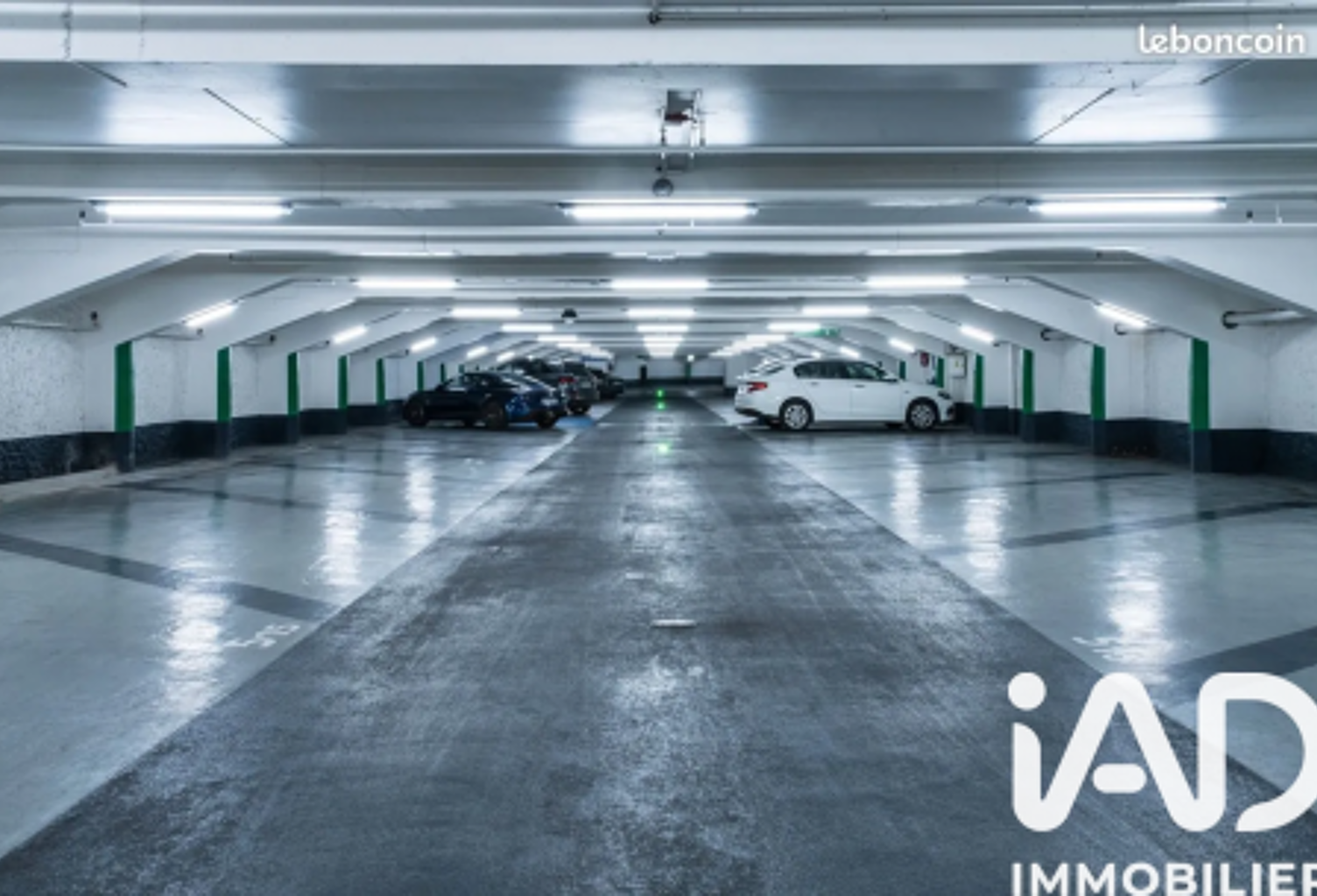 Vente Parking 12 m&sup2; — photo 1