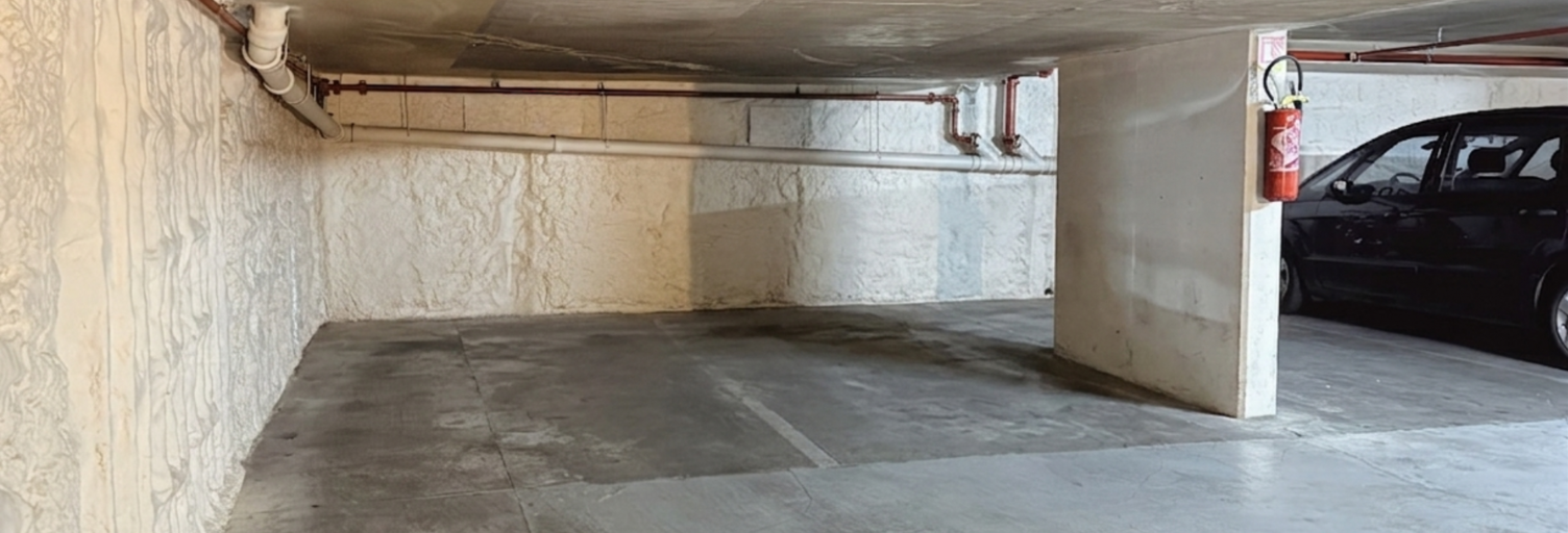Garage  25 m² à vendre à Paris 2 (75002)