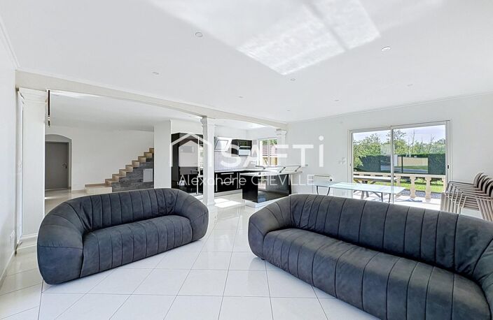 St-Germain : Villa 156m² plain-pied sans travaux — photo 2
