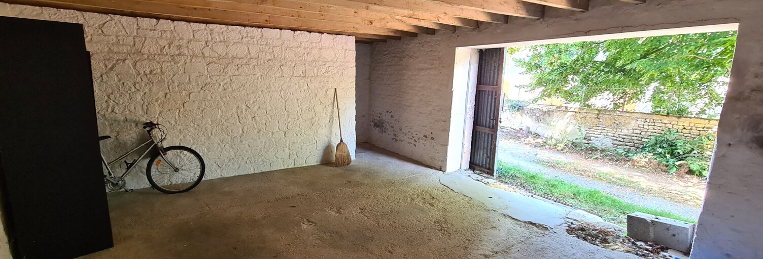 Garage  63 m² à vendre à Les Touches-de-Périgny (17160)