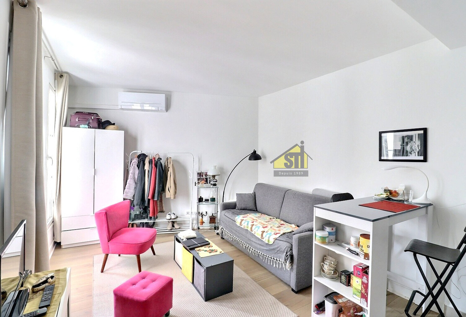 EXCLUSIVITE STI. Edgar Quinet Vavin. Joli studio de 21m2 en — photo 1