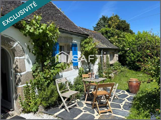 PLOUGONVEN  LE CHARME D'UNE LONGÈRE DU XVII? SIÈCLE — photo du bien