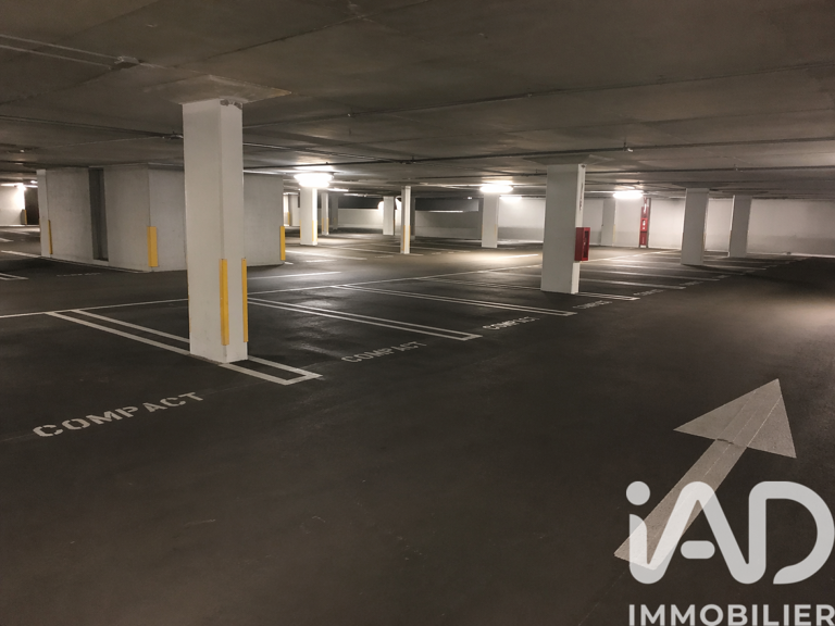 Vente Parking 15 m&sup2; — photo 1