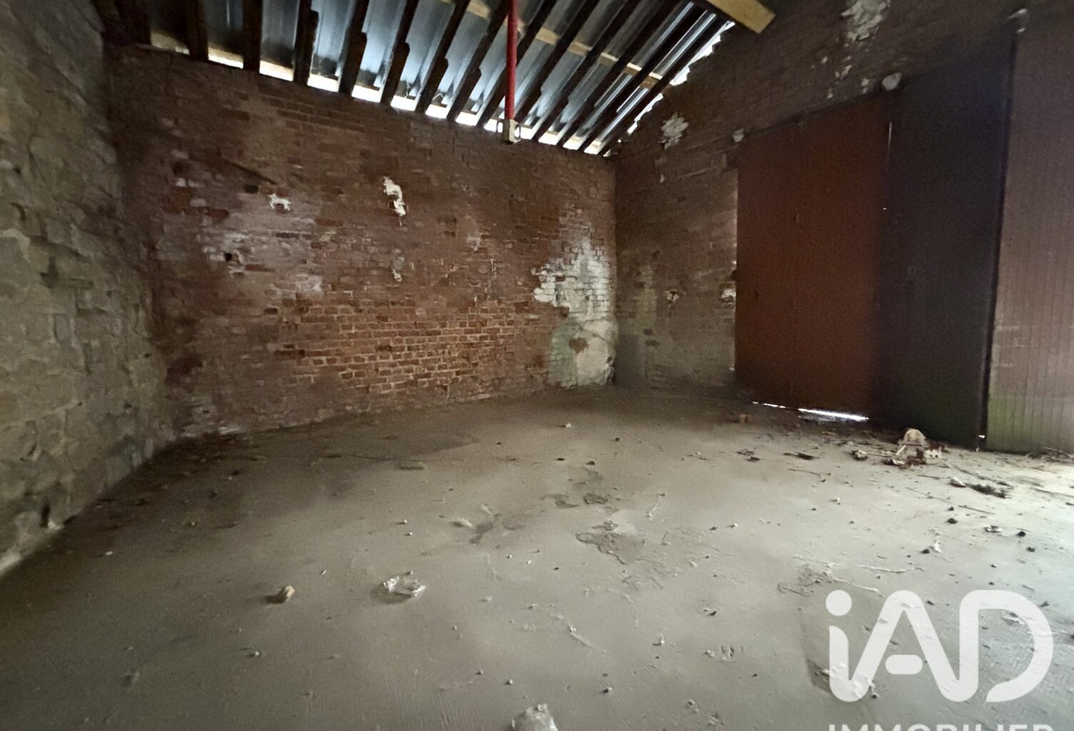 Vente Garage 30 m&sup2; — photo 1