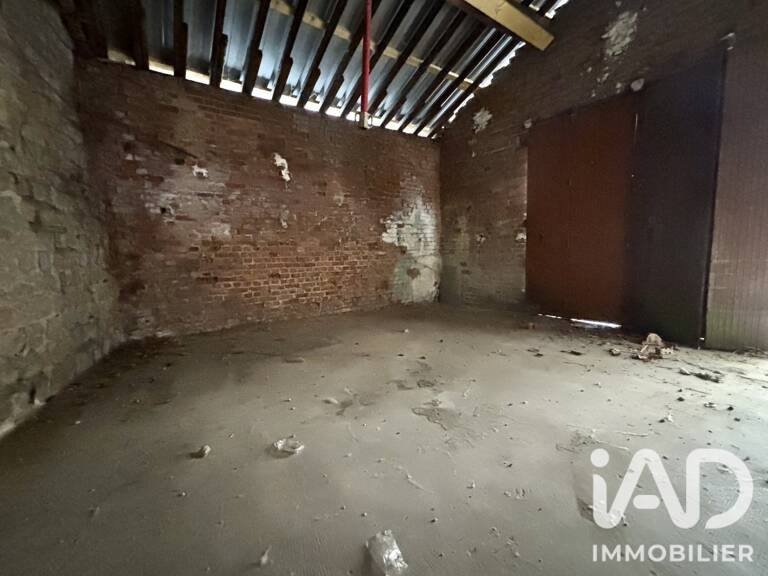 Vente Garage 30 m&sup2; — photo 1