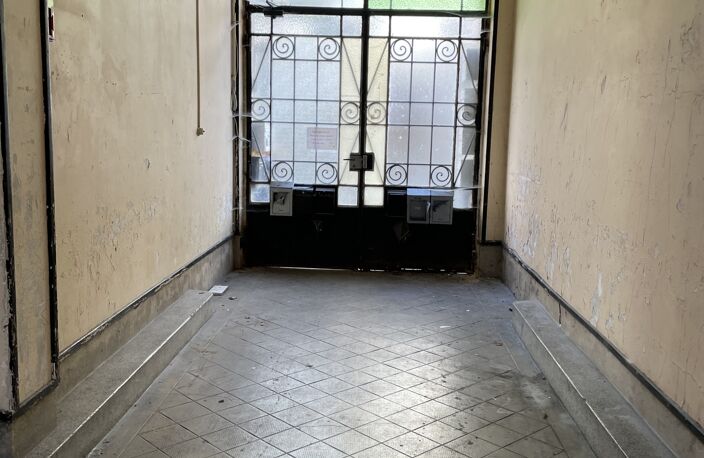 Vente Garage 30 m&sup2; — photo 4