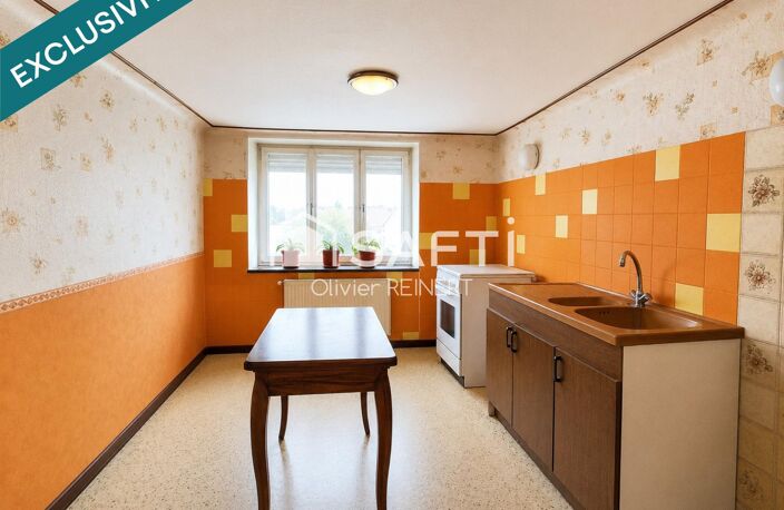 Maison sur la place du village — photo 5