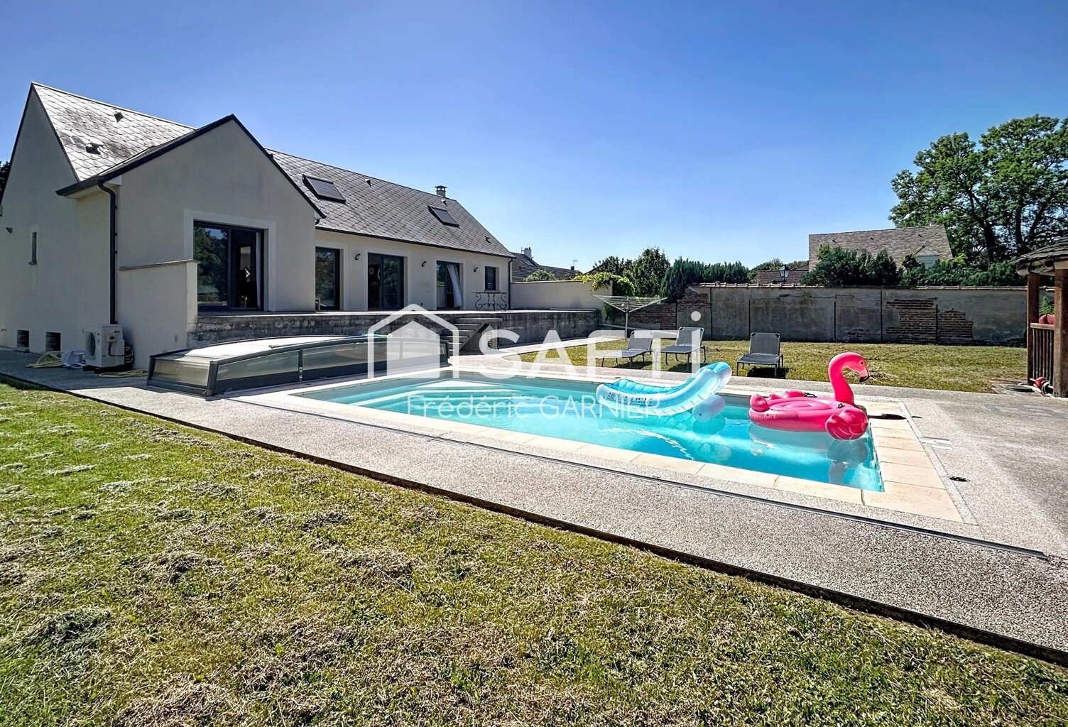 Maison individuelle de185 m², 6 chambres, sous-sol total, piscine — photo 1