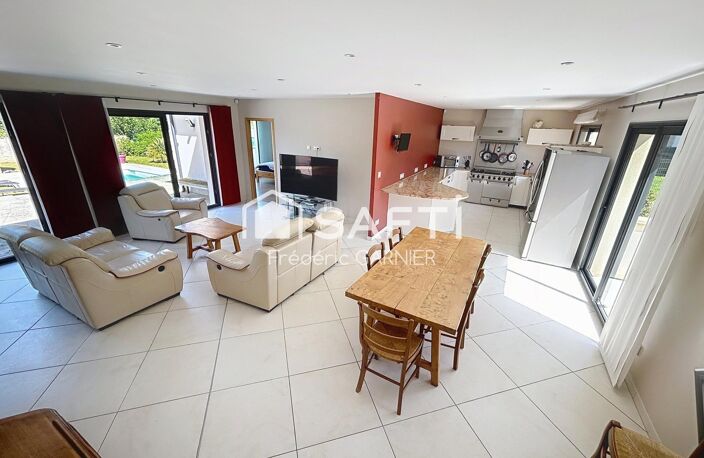 Maison individuelle de185 m², 6 chambres, sous-sol total, piscine — photo 2