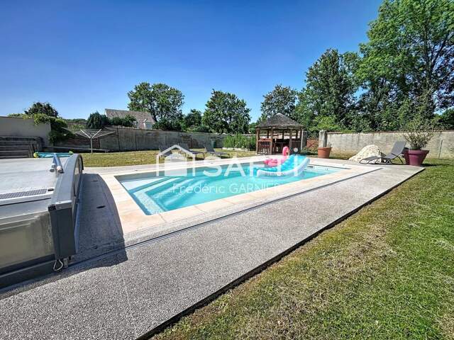 Maison individuelle de185 m², 6 chambres, sous-sol total, piscine — photo du bien