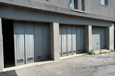 Garage  19000 €