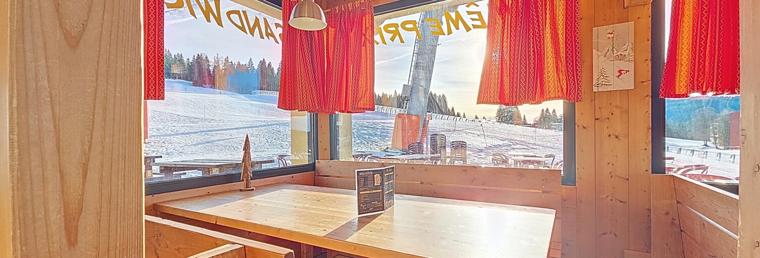 Commerce   m² à vendre à Prémanon (39220)