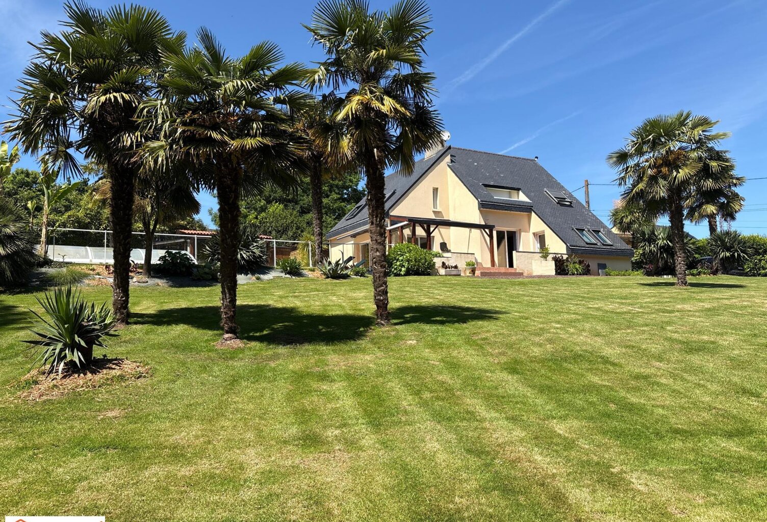 Très belle maison 200m2 + 4600m2 de terrain — photo 1