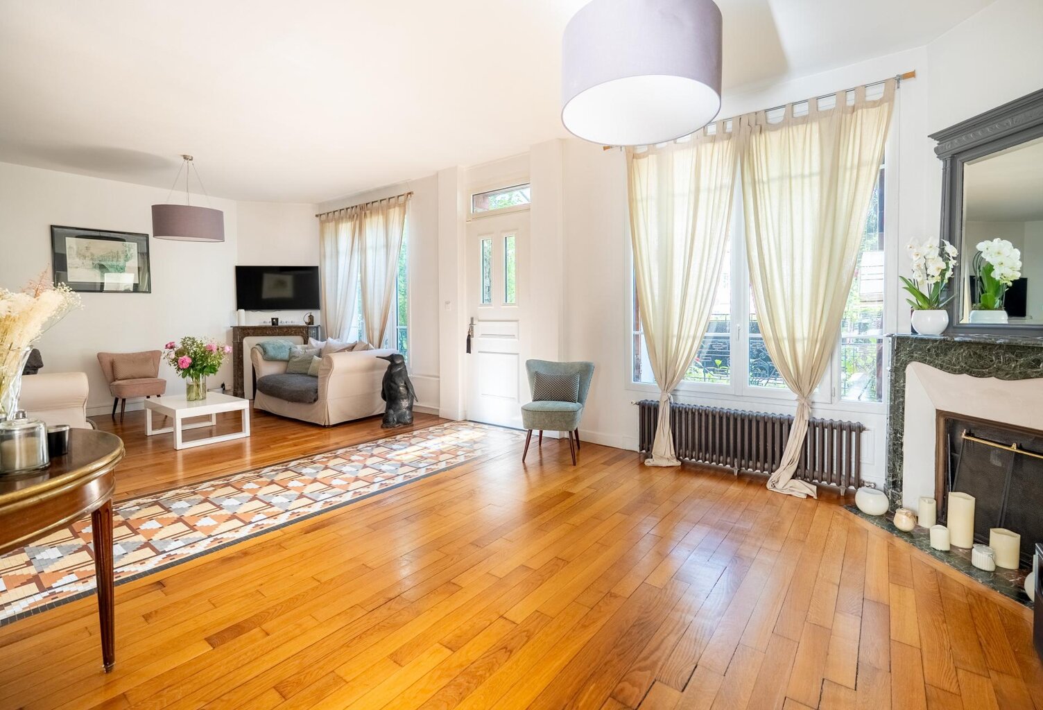 Jolie Meulière, plein centre, de 205 m² habitables — photo 1