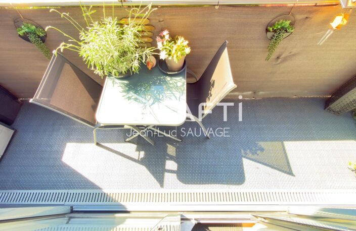 Loft avec cachet 106 m2 - 2 ch - Balcon -  parking — photo 5