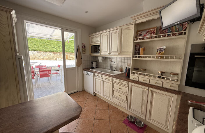 Maison sur sous-sol — photo 3