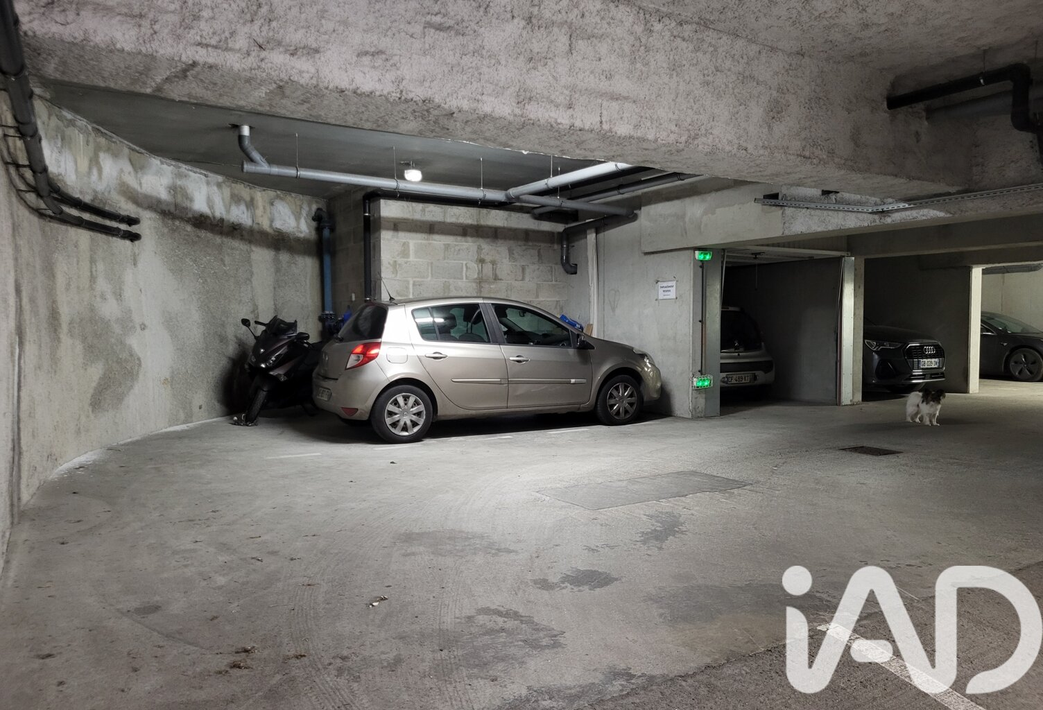 Vente Parking 20 m&sup2; — photo 1