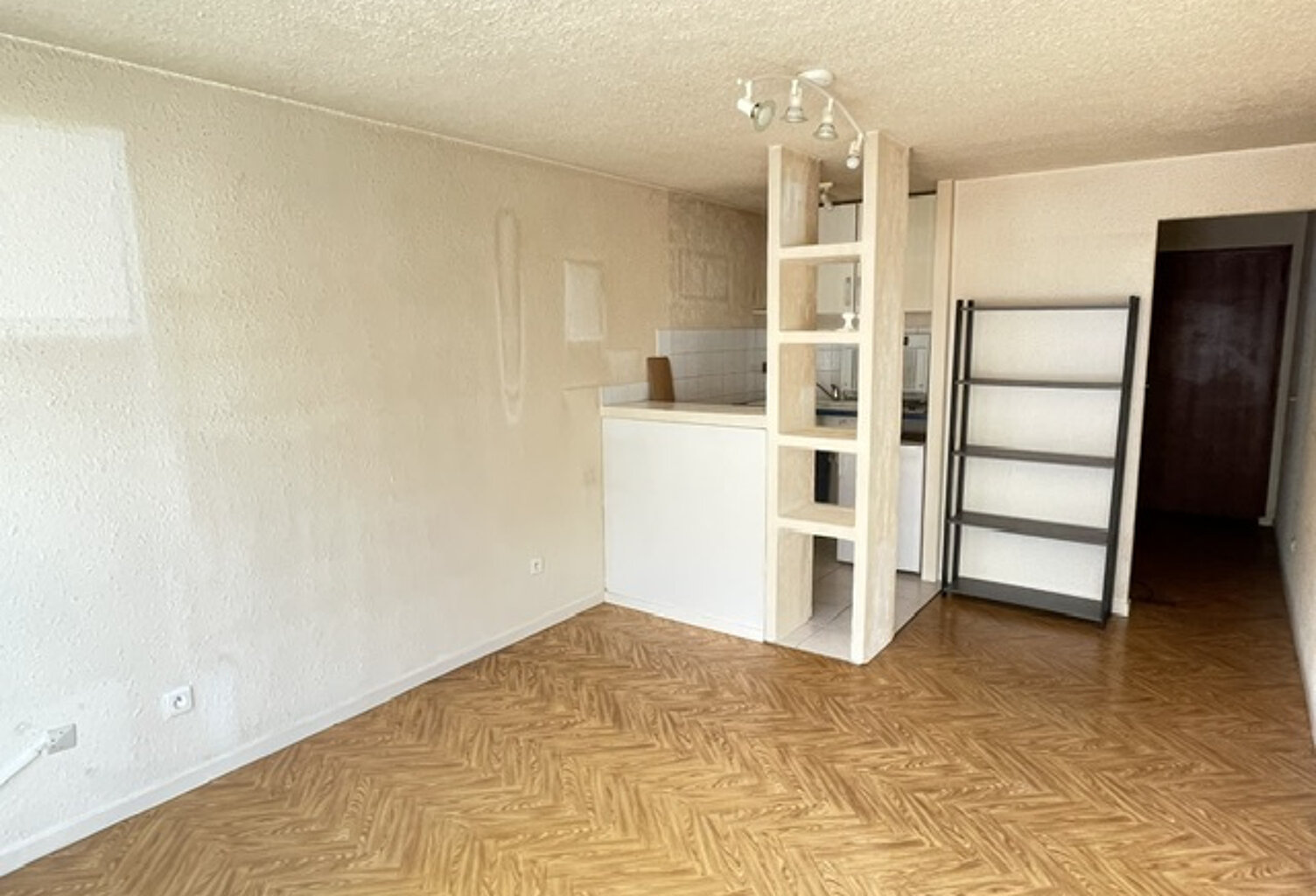Votre pied-à-terre idéal au coeur d'un secteur recherché ! — photo 1