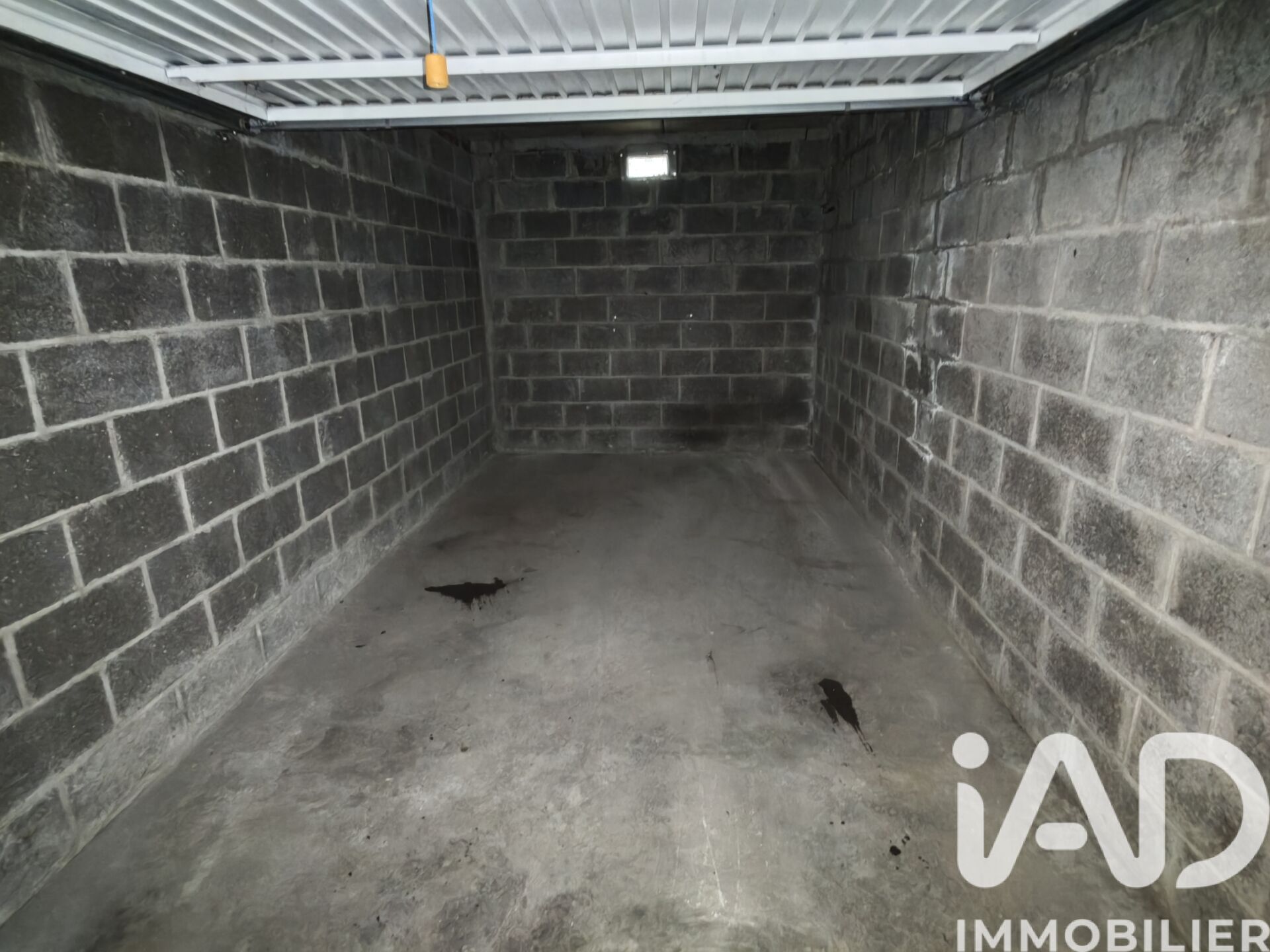 Vente Garage 14 m² - Photo 3