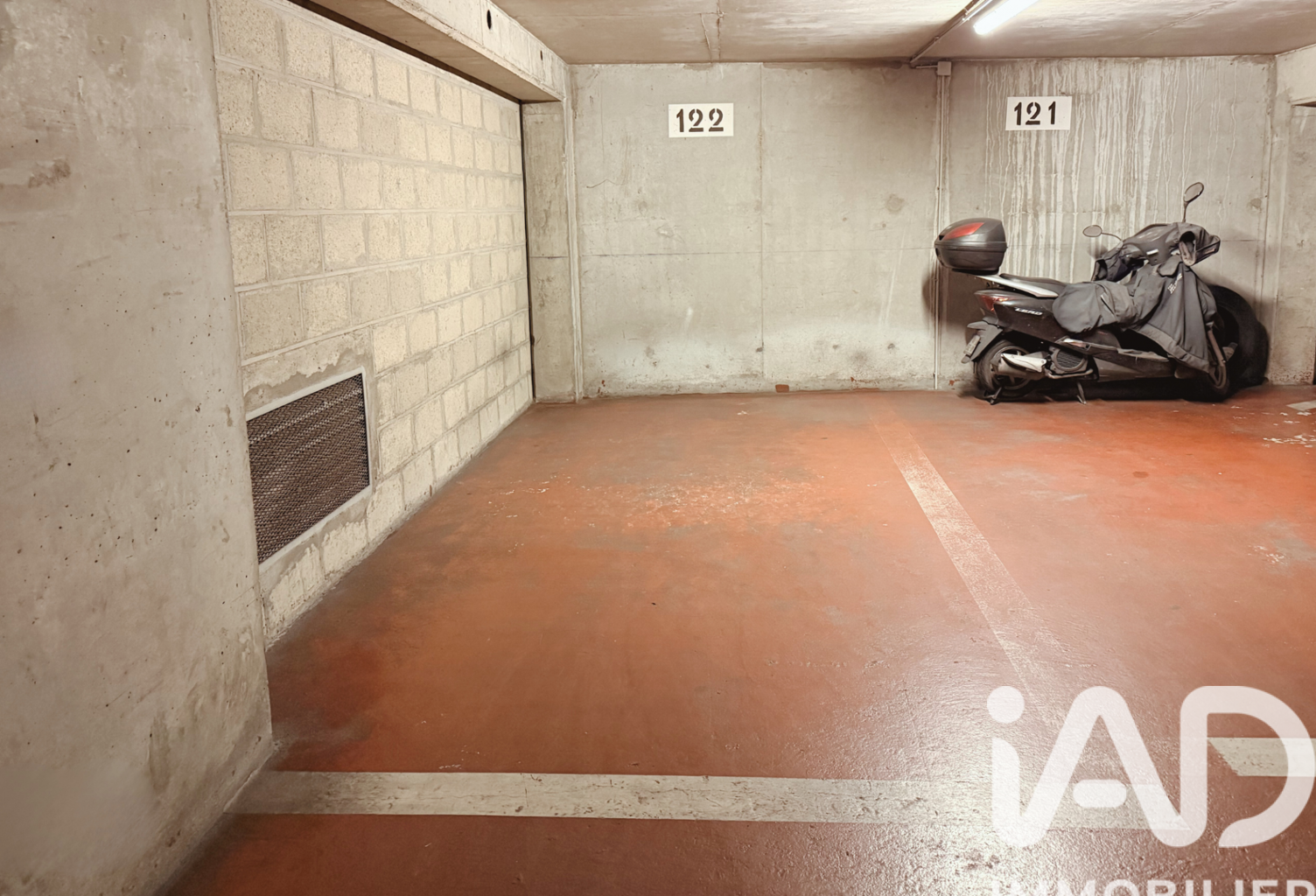 Vente Parking 12 m&sup2; — photo 1