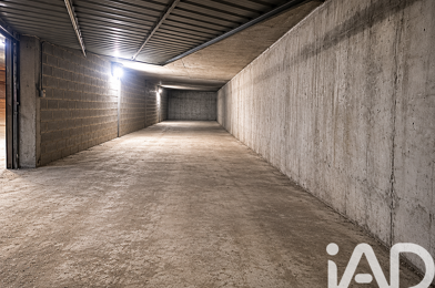 Garage  70000 €