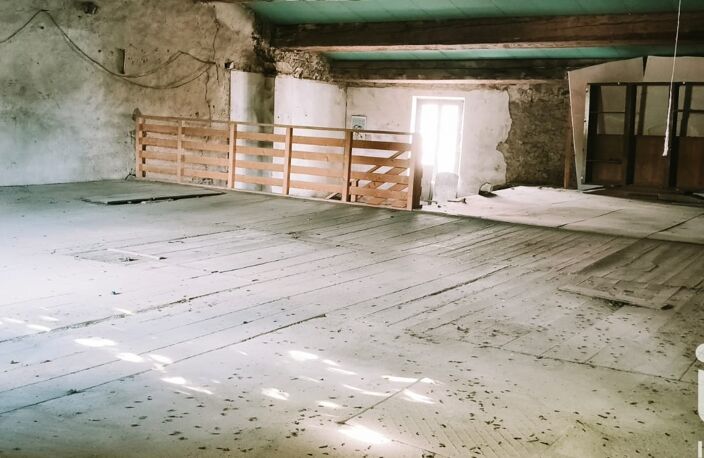 Vente Garage 300 m&sup2; — photo 5