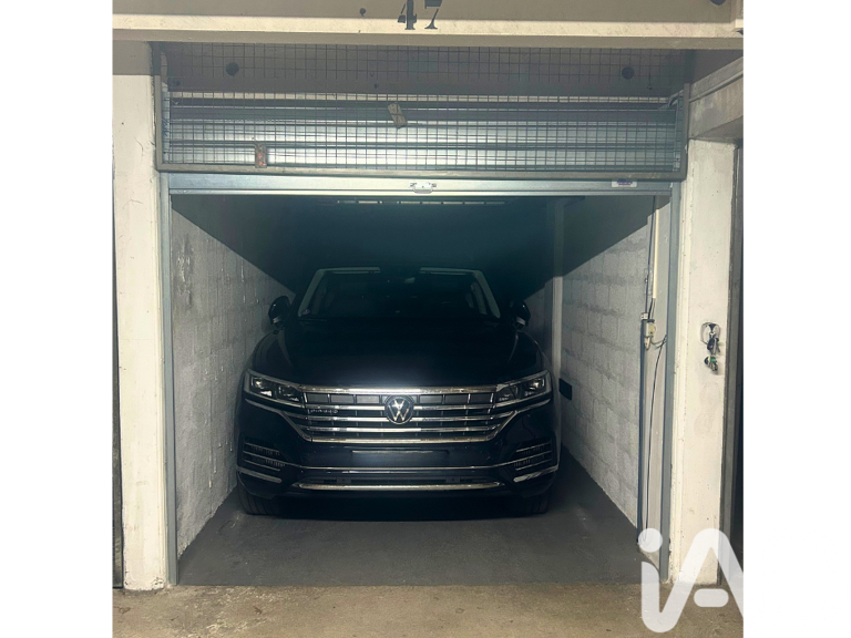 Vente Garage 19 m&sup2; — photo 1