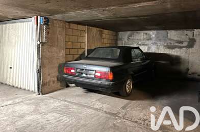 Garage  43000 €