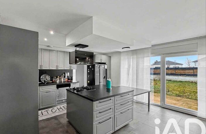 Vente Maison/villa 7 pièces — photo 2
