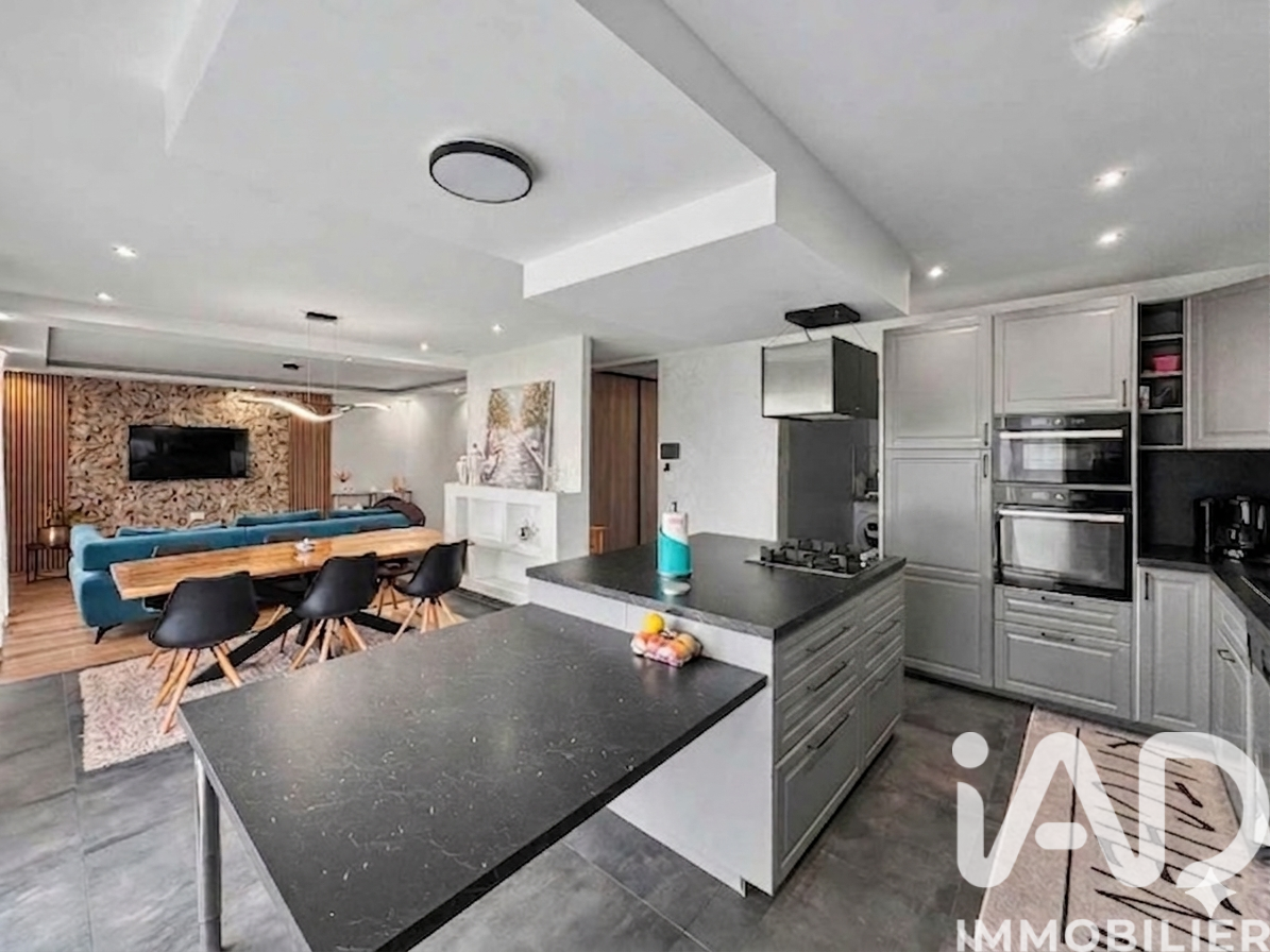 Vente Maison/villa 7 pièces - Photo 3
