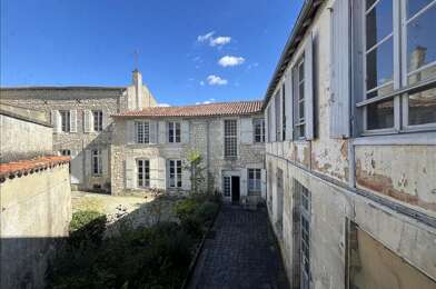 Maison 22 pièces 200000 €
