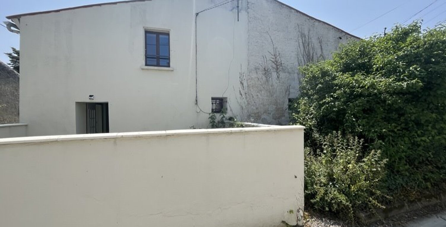 Vente maison 4 pièces 116 m² La Vergne (17400) — photo 1