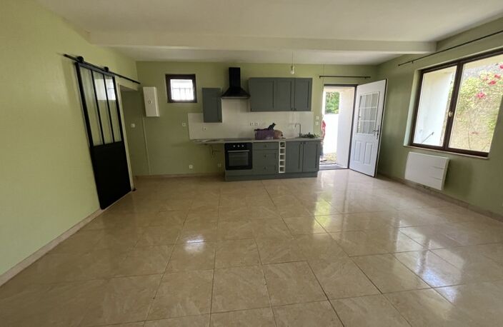 Vente maison 4 pièces 116 m² La Vergne (17400) — photo 3