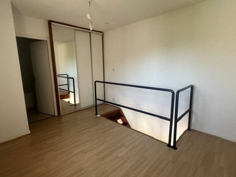 BORDEAUX CHARTRONS APPARTEMENT TYPE 2 EN DUPLEX — photo 1