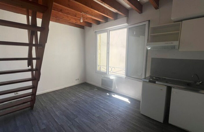 BORDEAUX CHARTRONS APPARTEMENT TYPE 2 EN DUPLEX — photo 2