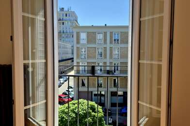 Appartement 4 pièces 1050 €