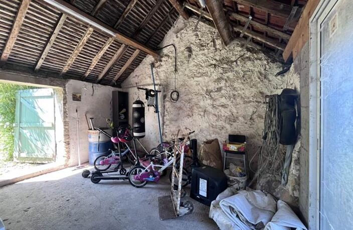 Maison en pierre de 5 pièces principales — photo 4
