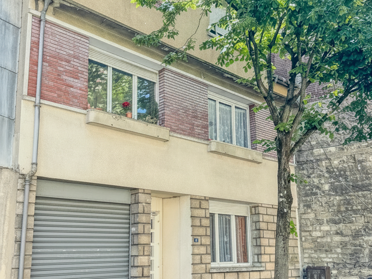 Vente Immeuble 170 m&sup2; — photo 1