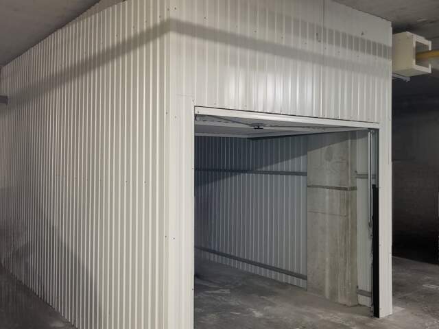 Vente Garage 14 m&sup2; — photo du bien