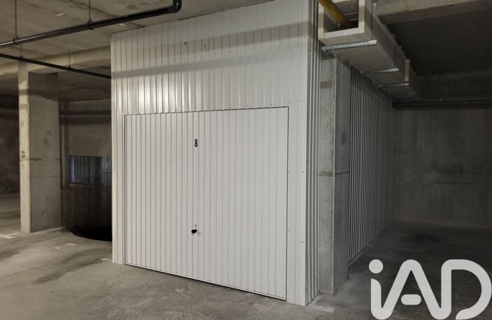 Vente Garage 14 m&sup2; — photo 2