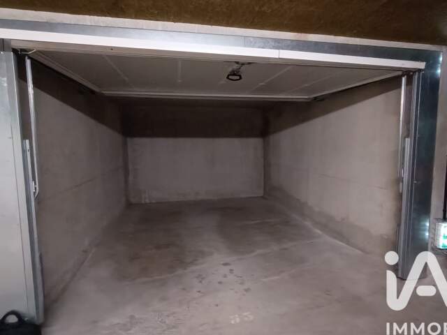 Vente Garage 19 m&sup2; — photo du bien