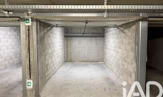 Garage  13 m² à vendre à Saint-Cyr-au-Mont-d'Or (69450)