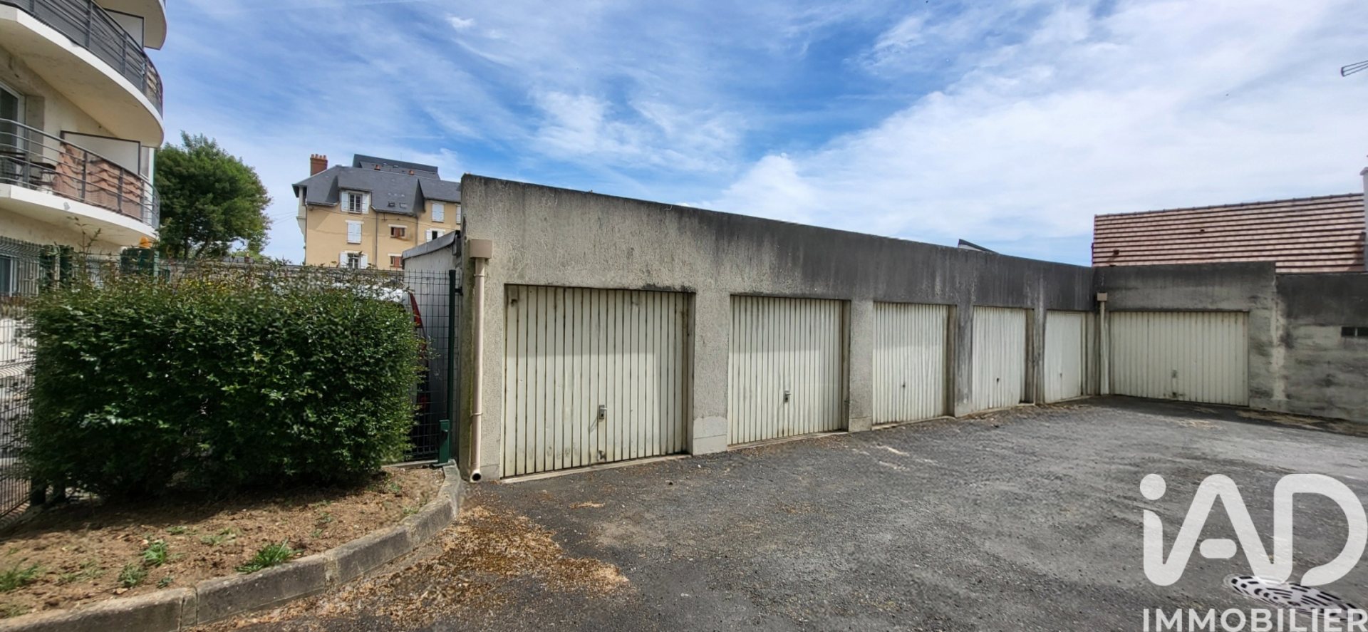 Vente Garage 14 m² - Photo 2
